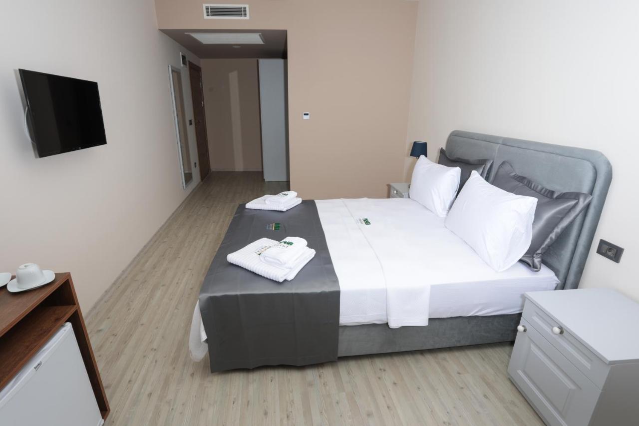 Neva Hotel Alacati Exterior photo