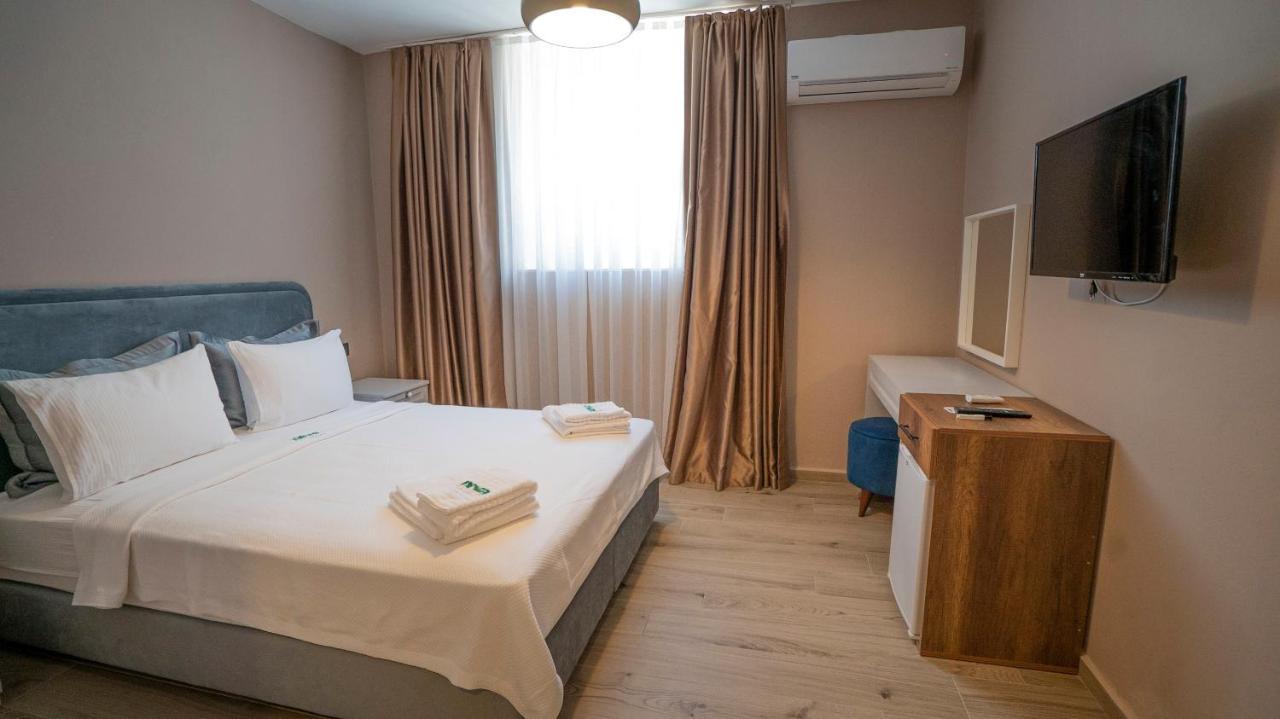 Neva Hotel Alacati Exterior photo